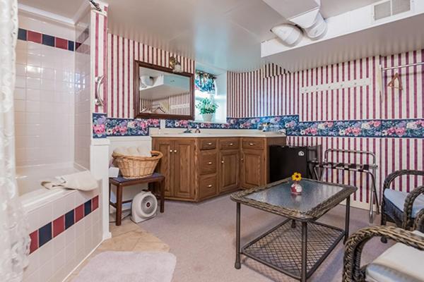 Kingsley House Bed & Breakfast - Full Home Fennville Екстер'єр фото